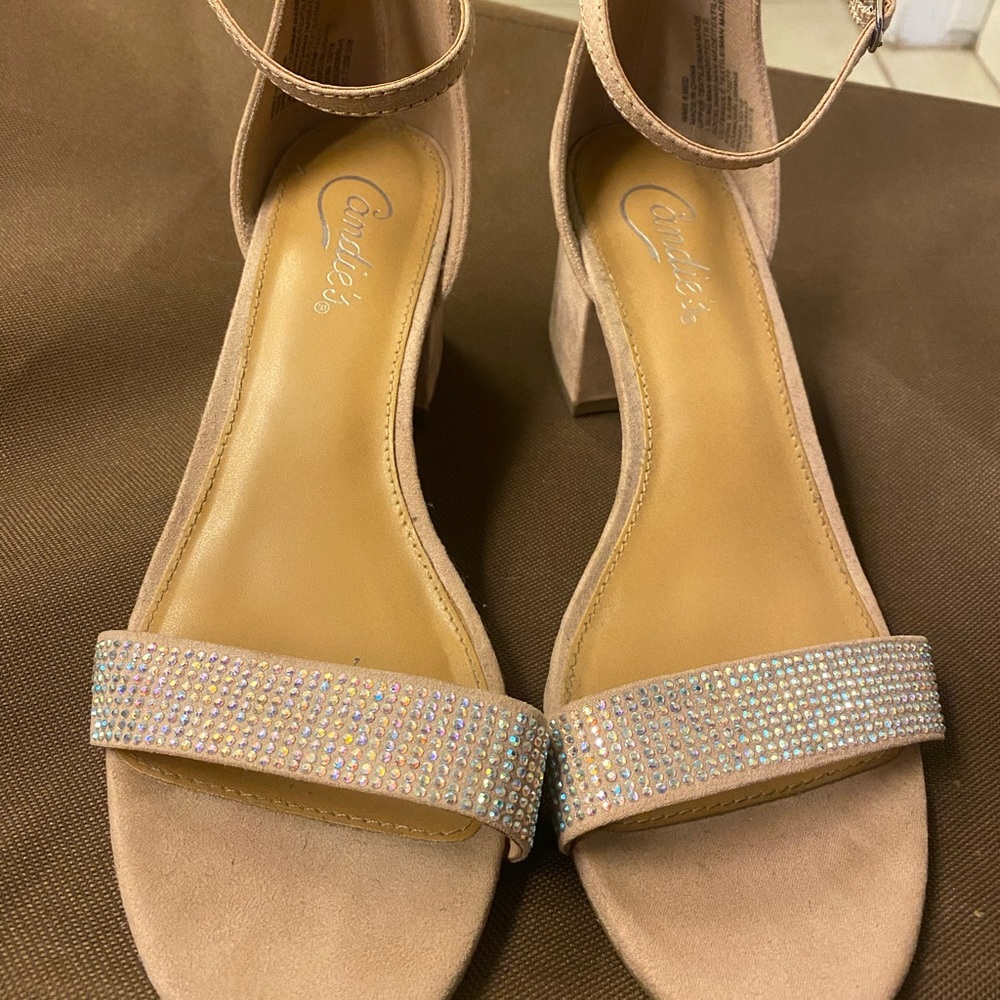 Light pink low heels with rhinestones